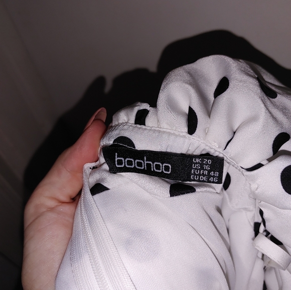 Boohoo WHITE Polkadot Dress - Picture 6 of 6